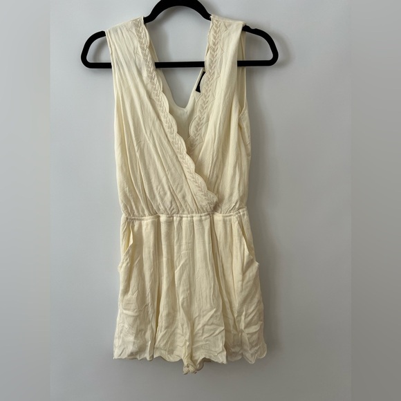Off white Romper Shorts - Picture 1 of 5